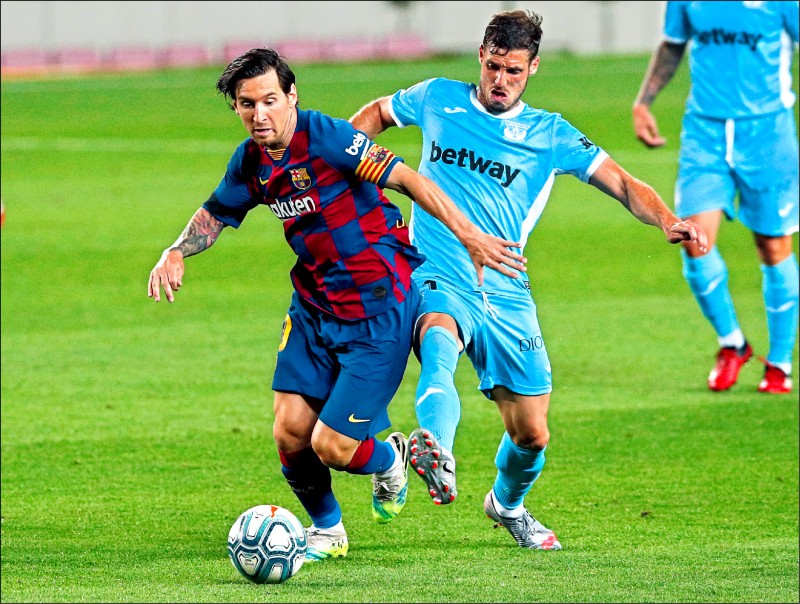 哈里森·巴恩斯成马刺队史最老30+5+5且命中5三分球员