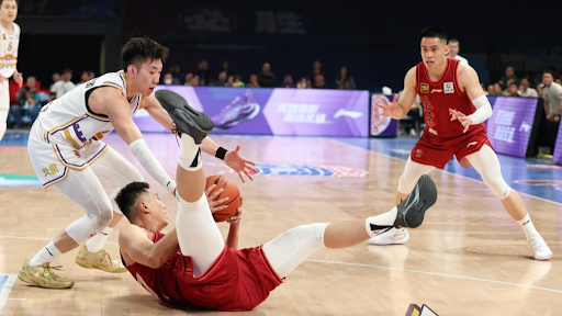 重回巅峰？内马尔17分钟戴帽助桑托斯赢球，赛后透露自己未来去向