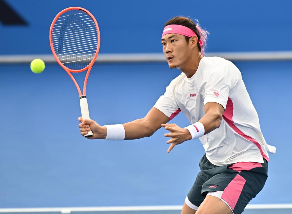 泽林斯基：之前不了解凯拉特；我们需要踢出认真且专注的比赛